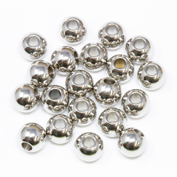 Stainless Steel 8mm Round - 3mm Hole - 20 Pieces