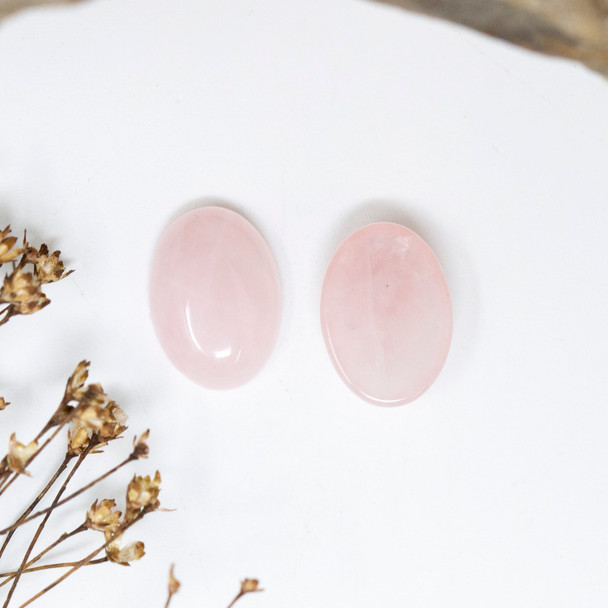 Rose Quartz Polished 10x14mm Oval Cabochon