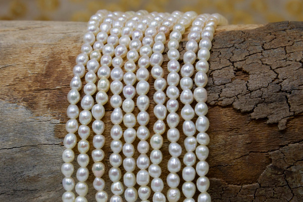 Freshwater Pearls Polished White 4mm Baroque