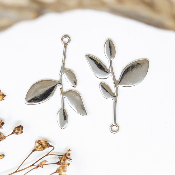 Platinum Plated 24x16mm 4 Leaf Branch Charm