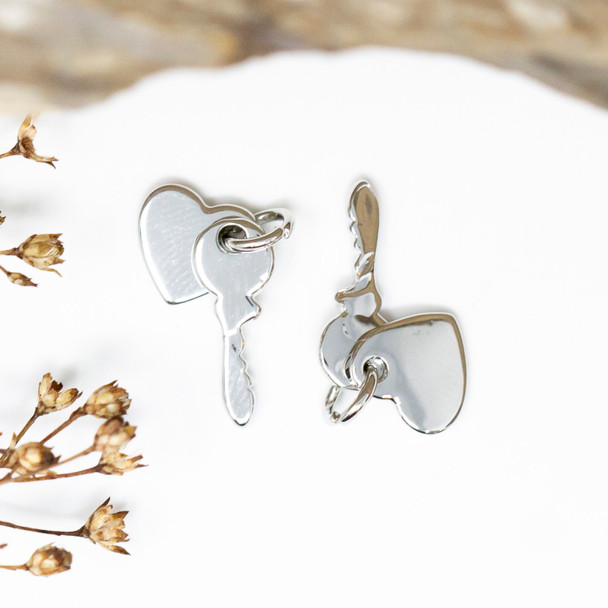 Platinum Plated 6x16mm Heart and Key Charm