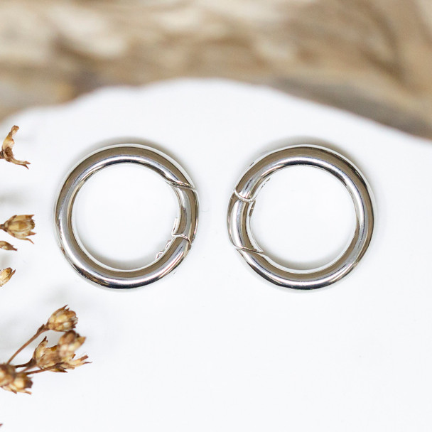 Platinum Plated 14mm Spring Gate Ring