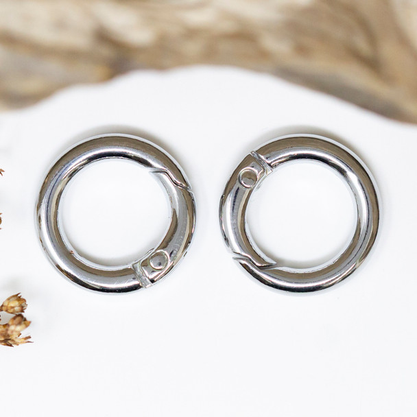 Platinum Plated 20mm Spring Gate Ring