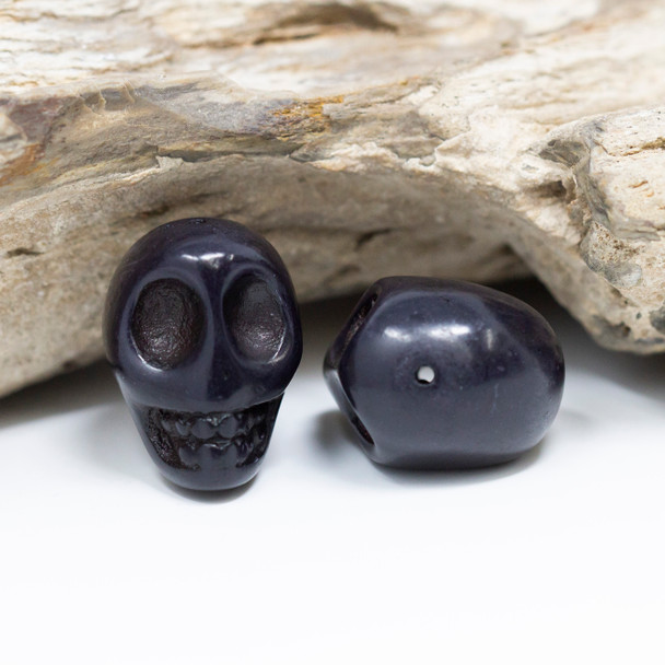 Magnesite Polished 30mm Black Skull