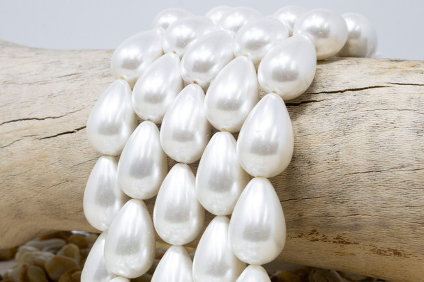 Shell Pearl White 16x25mm Drops