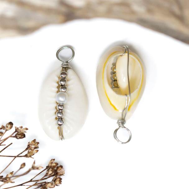 Natural Cowrie Shell 13-24mm Pearl and Silver Plated Beads Pendant