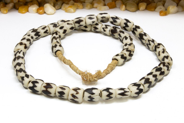 Batik Bone 9-11mm Cushion