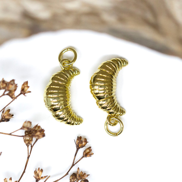 18kt Gold Plated 17x10mm Croissant Charm