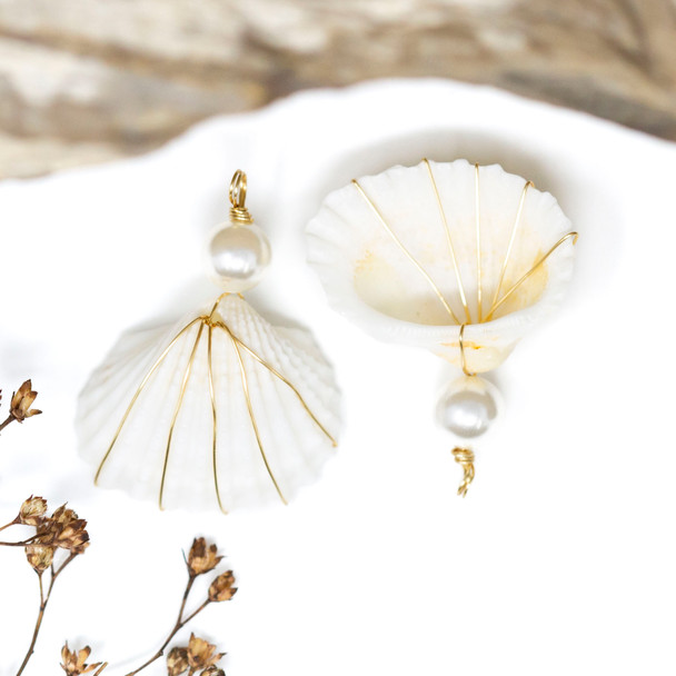 Natural Scallop Shell with Shell Pearl Polished Gold Plated 30x22mm Wire Wrapped Pendant