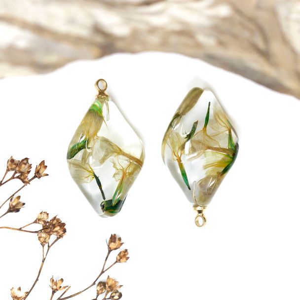 Dried Flowers in Transparent Resin 27x15mm Leaf Pendant
