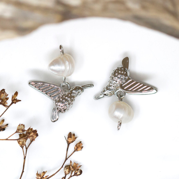Silver Plated 18x22mm Hummingbird & Freshwater Pearl Oval Charm