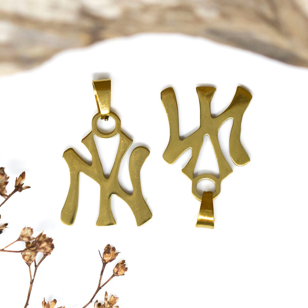 Gold Plated Stainless Steel 15mm New York Charm
