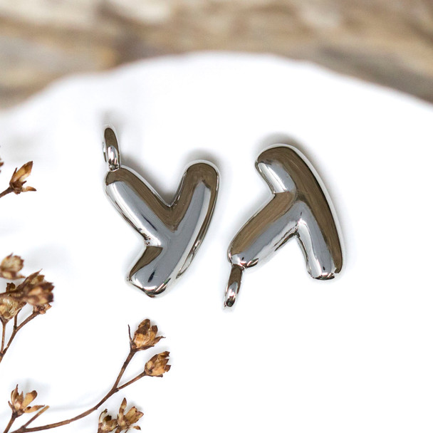 Platinum Plated Bubble Letter "Y" Charm