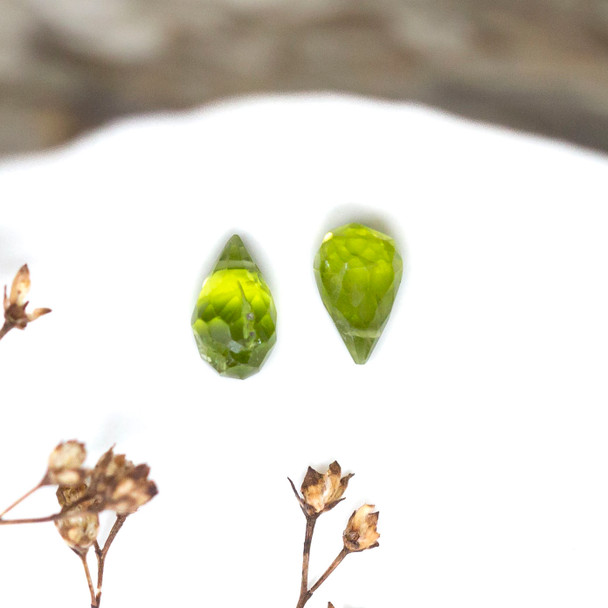 Peridot Polished 4x8mm Top Drilled Faceted Drop