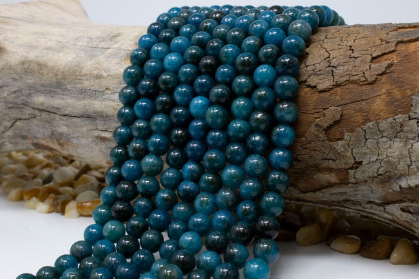 Jade Polished 8mm Round Dyed Quetzel Green
