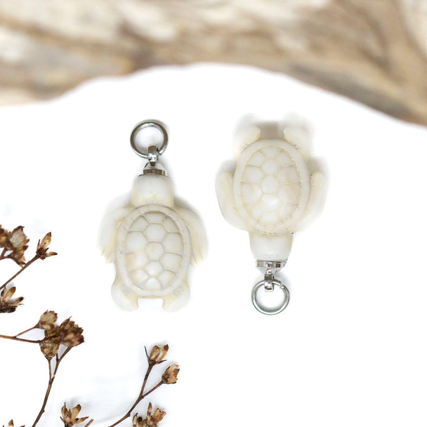 Silver Plated Magnesite 14x21mm Cream Turtle Pendant
