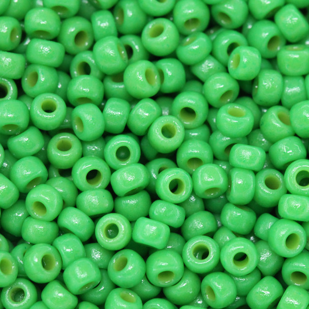 Size 8 Miyuki Seed Beads -- D4476 Duracoat Opaque Shamrock Green