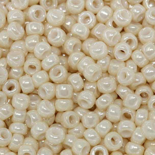 Size 8 Toho Seed Beads -- 421A Bone Pearl
