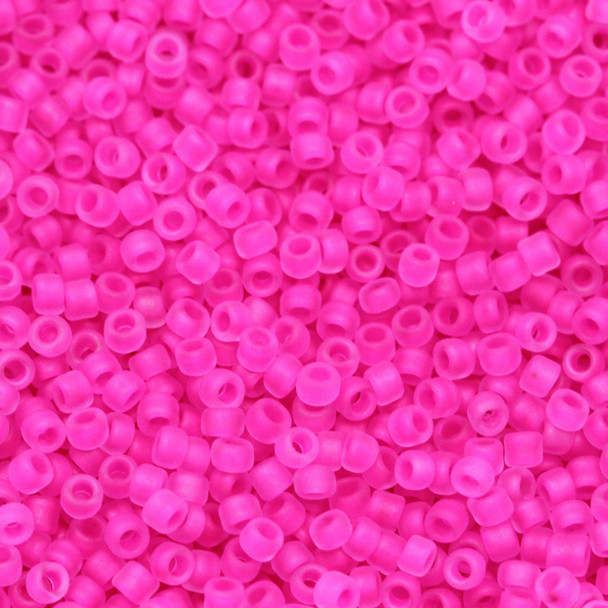 Size 15 Matsuno Seed Beads -- F209D Neon Crystal Matte / Watermelon Lined