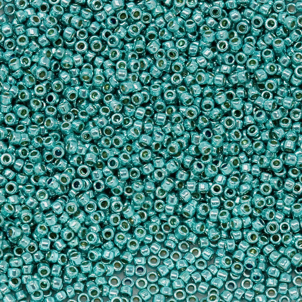 Size 15 Toho Seed Bead -- P492 Galvanized Turquoise