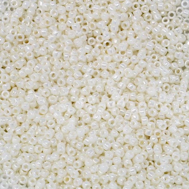 Size 15 Toho Seed Bead -- 421 Ivory Pearl