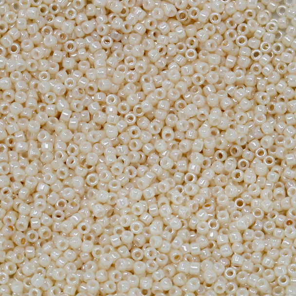 Size 15 Toho Seed Bead -- 421A Bone Pearl