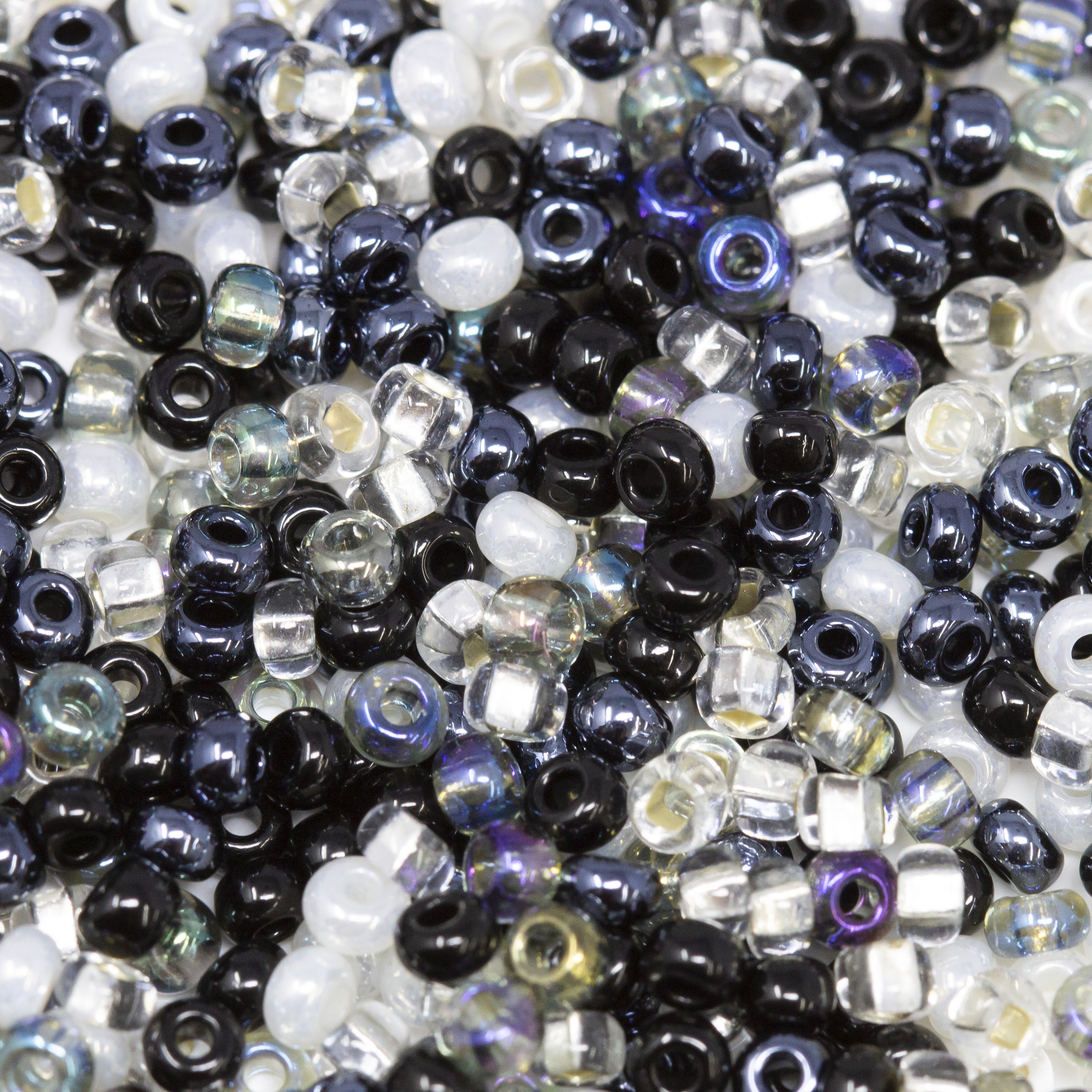 Czech Glass Druk Round Beads in sizes 4mm and 6mm, Smooth Pressed Bead -  Crystals and Beads for Friends