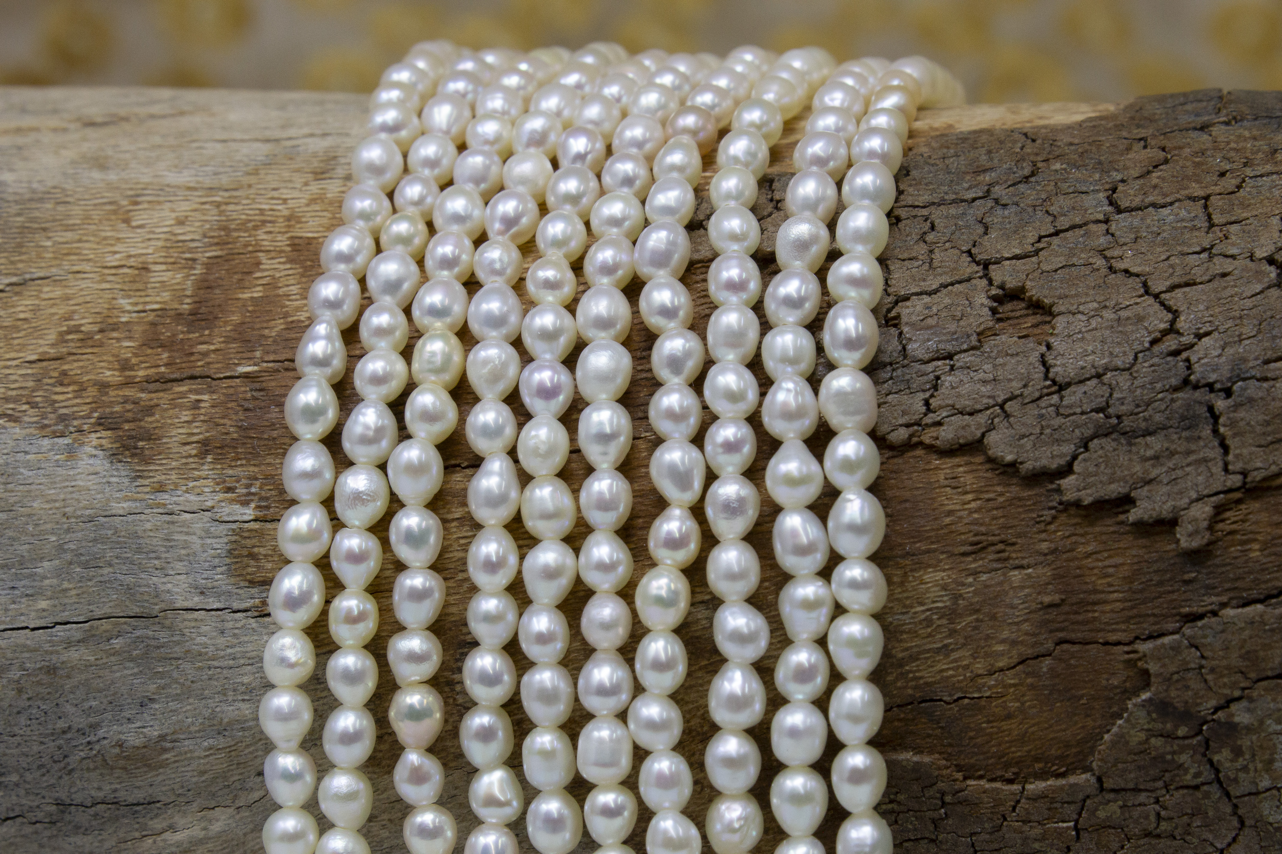 Freshwater Pearls Polished White 4mm Baroque Bead World