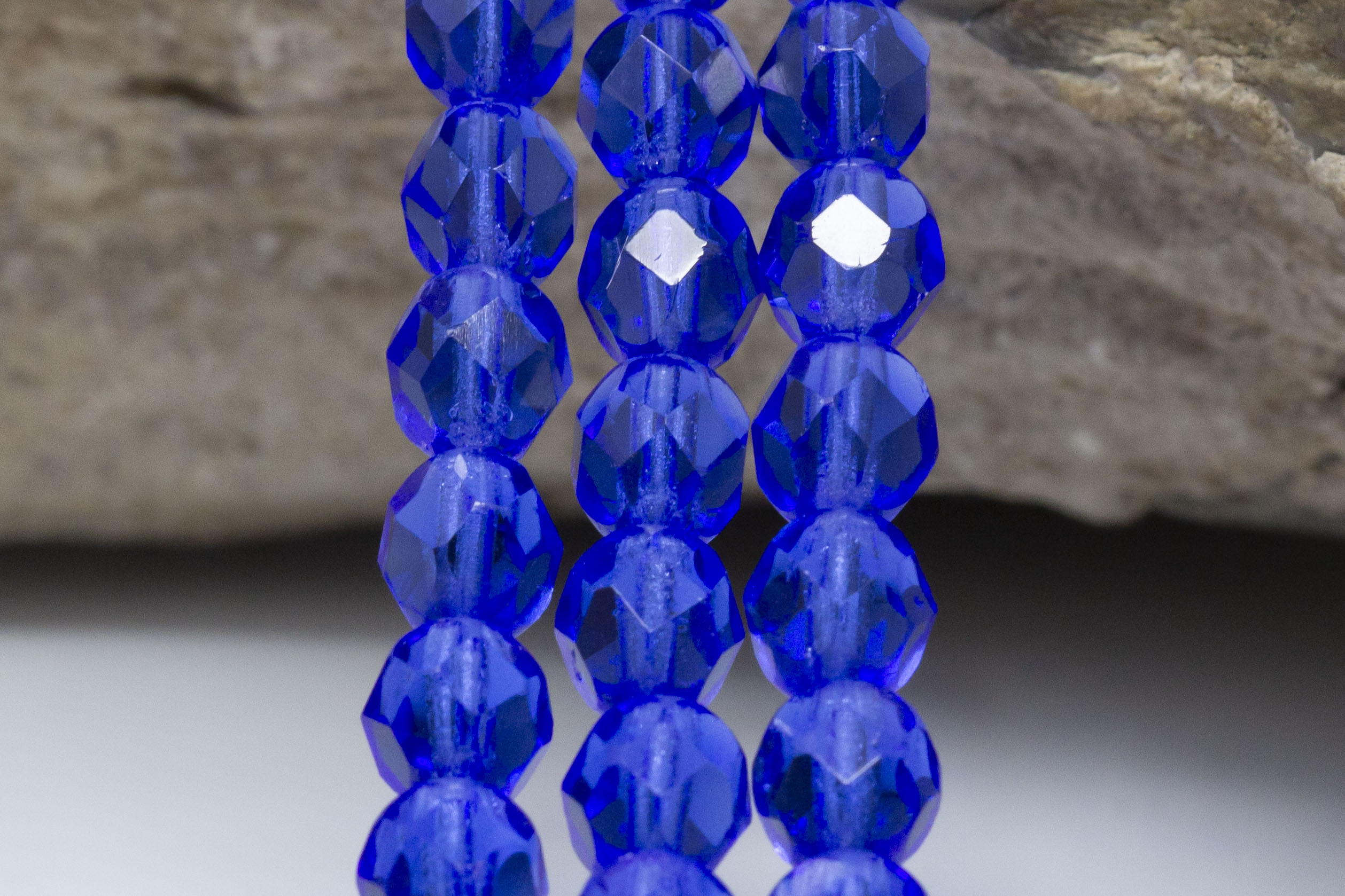 Polish 6mm Faceted Round Transparent Sapphire Bead World