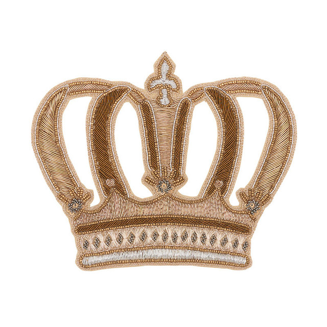 Schumacher Trim Crown Applique Gold 73330 ROYAL TOUCH See Sample INDIA - </p><p>Repeat: Horizontal: - and Vertical: - 7 3/8" (19CM) - My Fabric Connection -