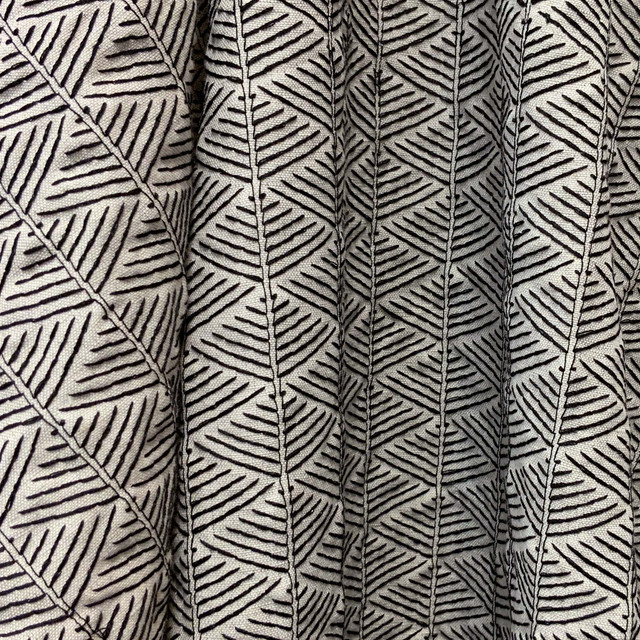 JF Fabric Taverna 98Sj102 JF STUDIO 44% Linen, 29% Cotton, 18% Viscose, 9% Polyester India H: 2.25, V: 1.25 53 - My Fabric Connection -