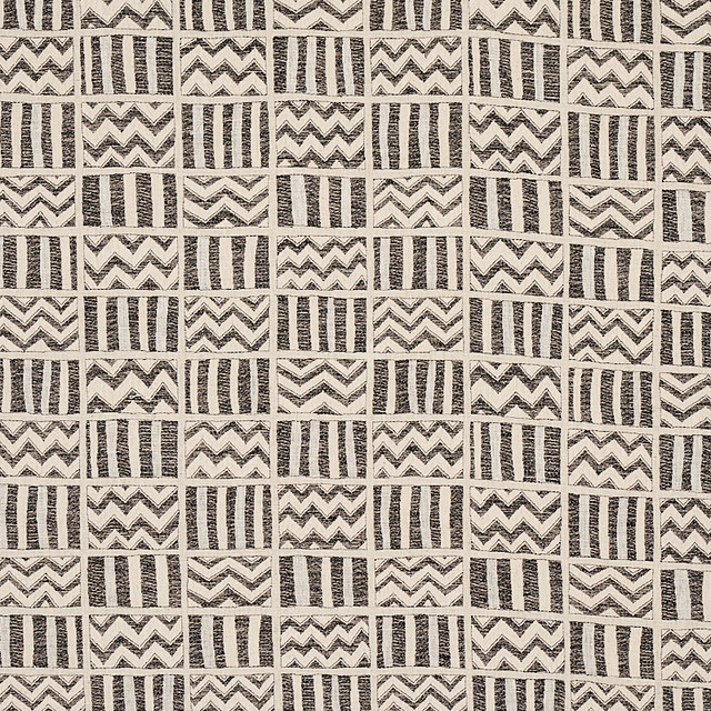 Schumacher Fabric Kudu Black 79760 Fabric LINEN 100% ITALY </p><p>Repeat: H: HORZ. 13 2/3" (35CM), V: VERT. 13 2/3" (35CM) 55 - My Fabric Connection -