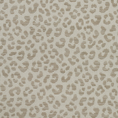 Kravet Couture - Upholstery - AM100400.106.0 - Upholstery - VISCOSE - 42%;COTTON - 38%;LINEN - 15%;POLYESTER - 5% - Italy </p><p>Repeat: H: , V: 27.5 21 - My Fabric Connection -