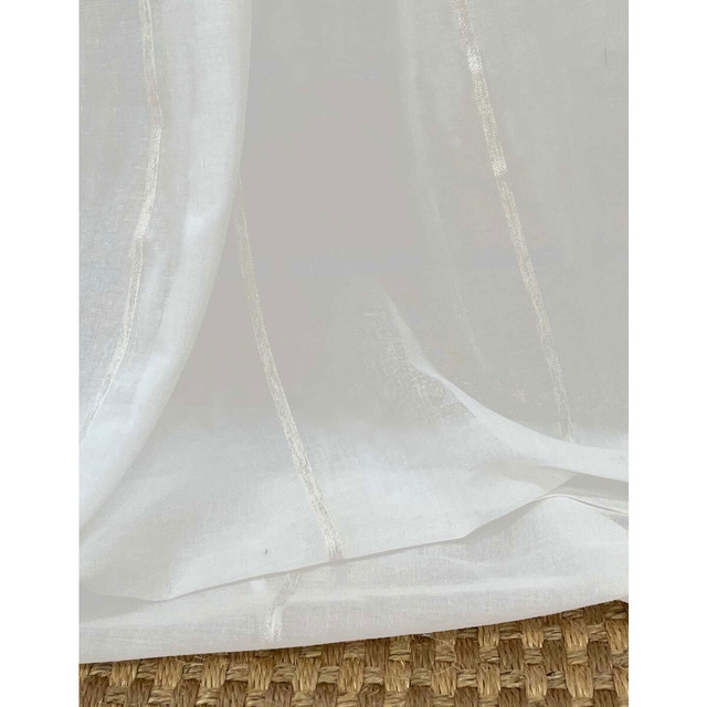 Gaston Y Daniela Drapery GDT5709.001.0 Drapery POLYESTER - 67%;COTTON - 29%;LINEN - 4% Spain </p><p>Repeat: H: , V: 27.5 21 - My Fabric Connection -