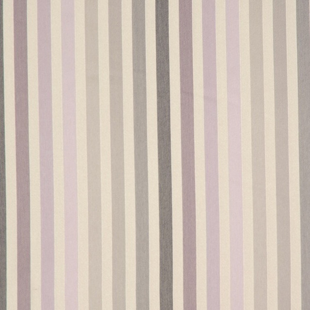 A0180 98 by RM CoCo Persian Plum 61% Polyester 39% Viscose Italy - H: 4.25 ,V: 4.25