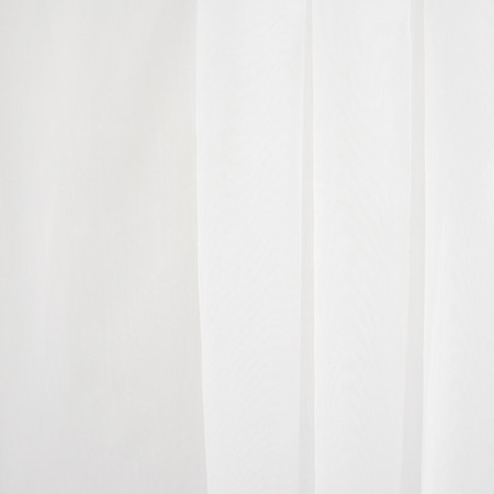 <p>Carole Fabric Afloat White Snow</p><p><strong>Required Minimum Quantity Purchase: 2 yards</strong></p><p>Book: Pure & Simple,Sheer Clarity,Sheer Clarity II,Sheer Basics III,Sheer Joy</p><p>Content: 100% Polyester</p><p>Origin: </p><p>Performance: N/A</p><p>Repeat: NONE</p><p>Width: 118"</p>
