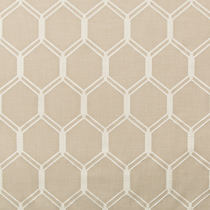 Kravet Basics Fabric Kravet Basics 4686-16 Fabric COTTON - 73%;POLYESTER - 27% India </p><p>Repeat: H: 5.375, V: 9.25 54 - My Fabric Connection -