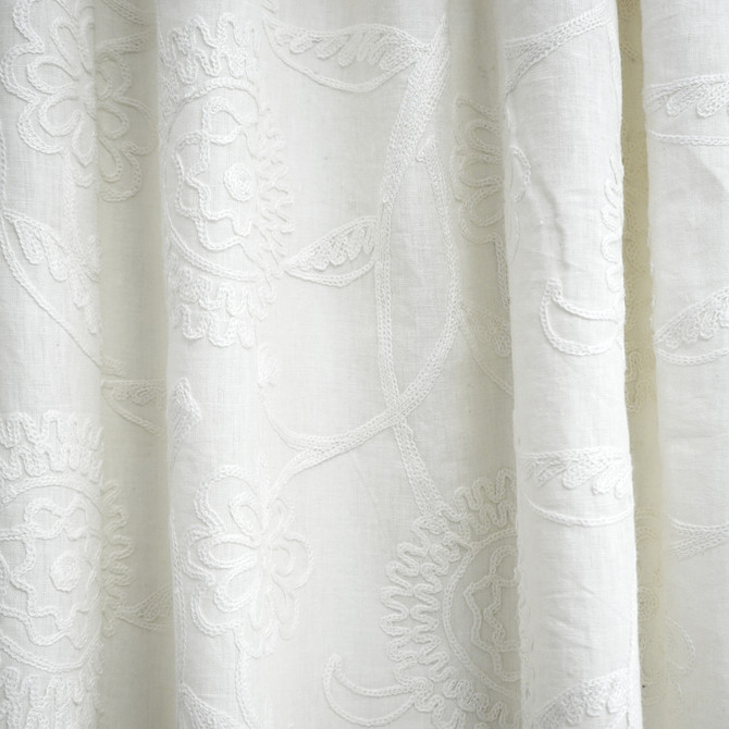 JF Fabric Zola 92Sj101 JF Studio 60% Linen, 40% Cotton India Horizontal: 17.75 and Vertical: 17.75 54 - My Fabric Connection -