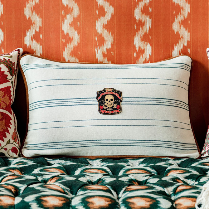 Mind the Gap Pillow Wichita Stripes Cushion WOODSTOCK '69 LIFESTYLE COLLECTION 100% Linen, printed and stonewashed Made in Romania Leather piped edge 23,6 x 15,8 in - My Fabric Connection -