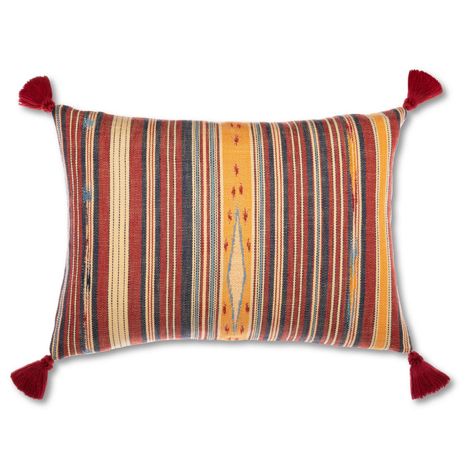 Mind the Gap Pillow Neyshabour Cushion WOODSTOCK '69 LIFESTYLE COLLECTION 64% Cotton, 27% Viscose, 9% Linen Made in Romania Red tassels 27,6 x 19,6 in - My Fabric Connection -