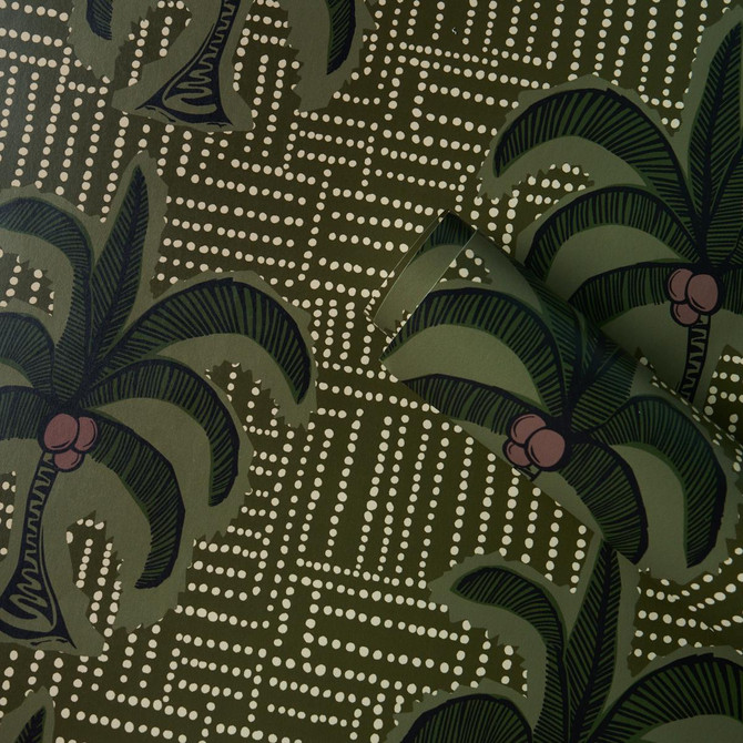 Schumacher Wallpaper Agua De Coco Palm Tree Green 5017240 Johanna Ortiz 27.0" - My Fabric Connection -