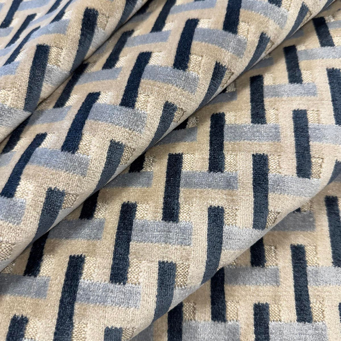 Magnolia Fabric Crossings Icecap - 39% Viscose, 38% Cotton, 23% Polyester India 51000 Horizontal: 2.25 and Vertical: 1.875 54 - My Fabric Connection -