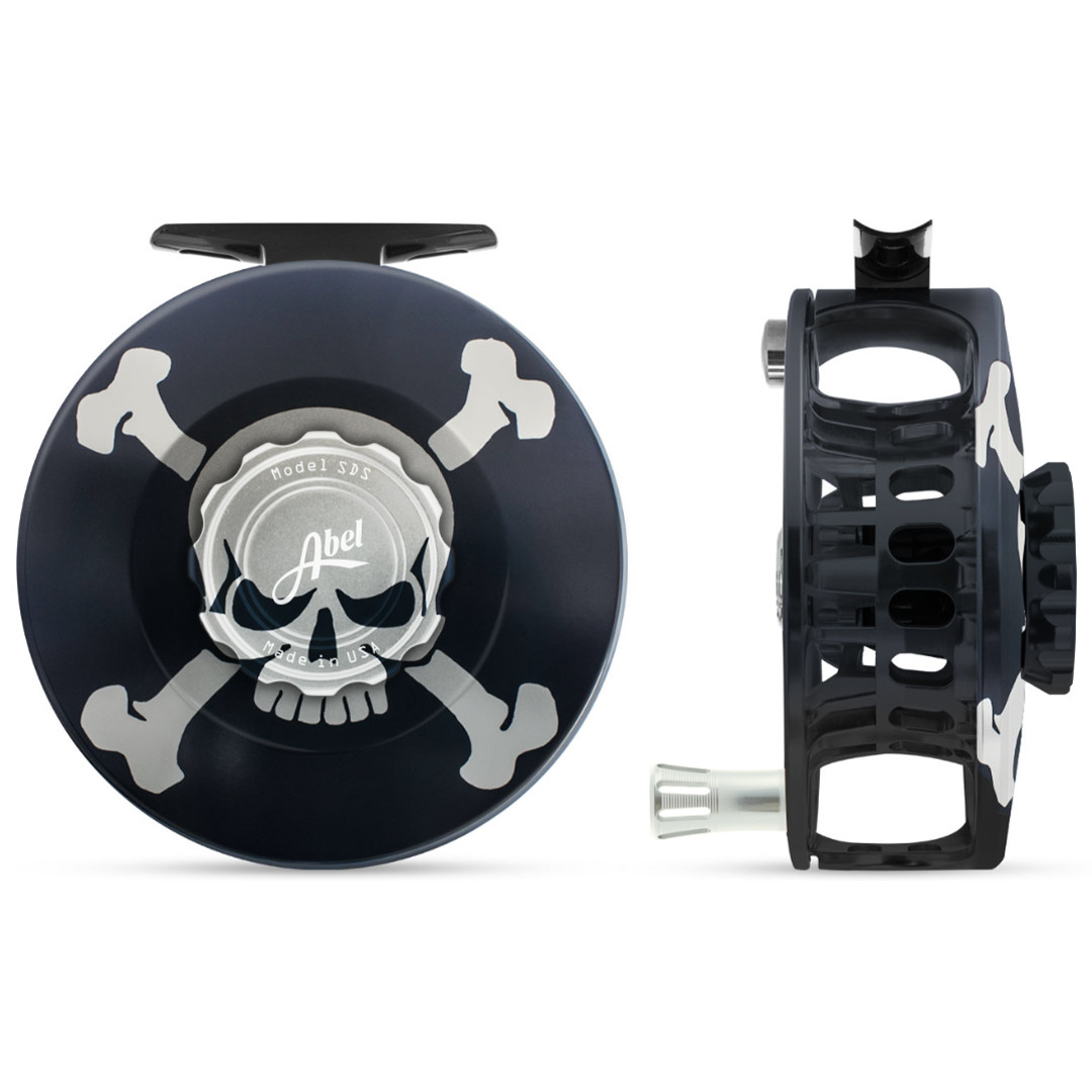 SDS 7/8 Skull and Crossbones Reel w/ Platinum Handle61940 - Gordy