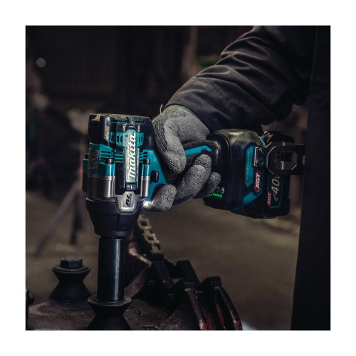 Makita 40V Max XGT Brushless Cordless Impact Wrench Kit