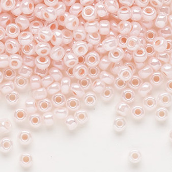 Seed bead, Dyna-Mites™, glass, opaque ceylon pastel pink, #6 round. Sold per 40-gram pkg.