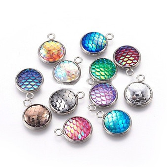 30 x Resin Pendants, with 304 Stainless Steel Finding, Flat Round with Mermaid Fish Scale Shaped, Mixed Color, 18x14x3.5mm, Hole: 2mm