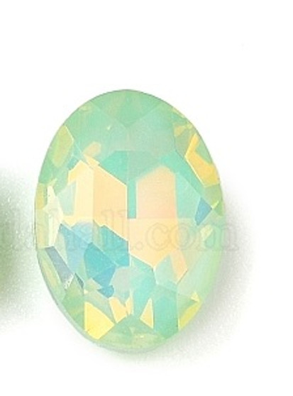 36pk - Pointed back Glass Cabochons, Faceted, Oval, Lawn Green, 10x7x4mm