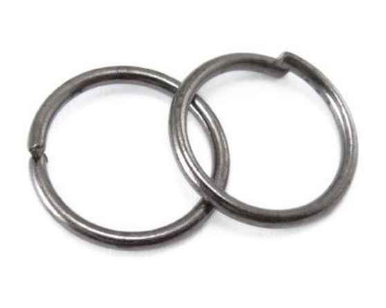 LAST STOCK: 10gms - Brass Jump Rings, Close but Unsoldered, Black, about 8mm in diameter, 1mm thick