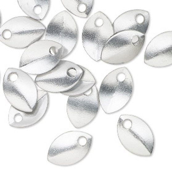 Component, anodized aluminum, silver, 11x7mm double-sided curved scale blank with 1.5mm hole, 20 gauge. Sold per pkg of 20.