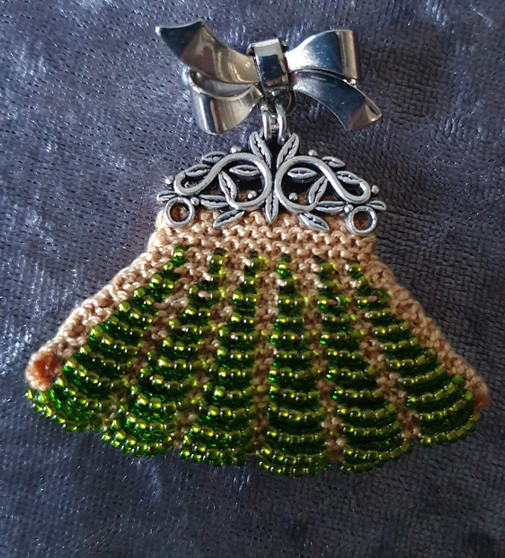 Handmade Bead Knitted Purse Brooch  - Green beads, Tan Cotton. Silver Brooch